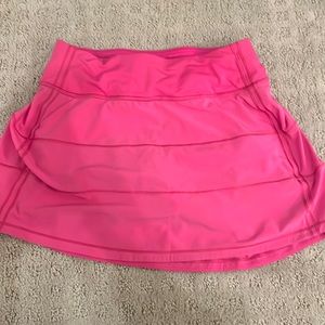 Lulu lemon hot pink skirt with built in shorts. Size 2